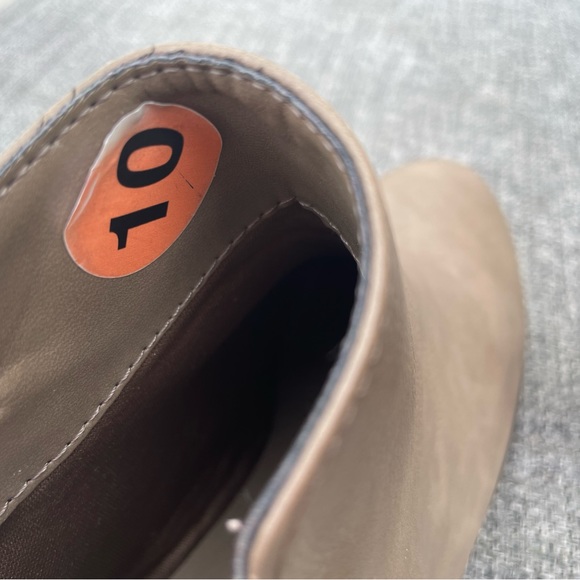 Call it spring ladies boots worn - Picture 4 of 6